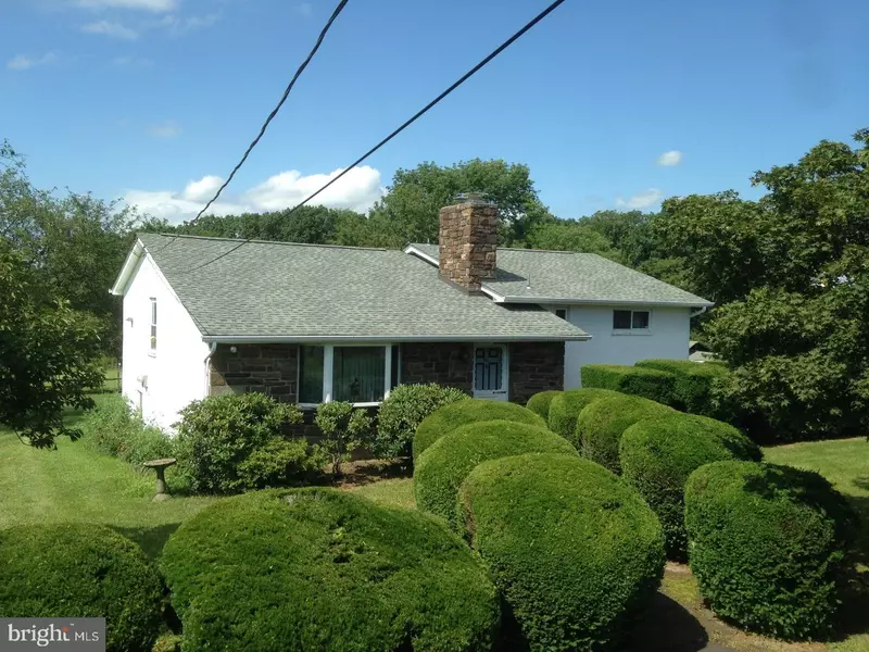 134 IRISH MEETINGHOUSE RD, Perkasie, PA 18944