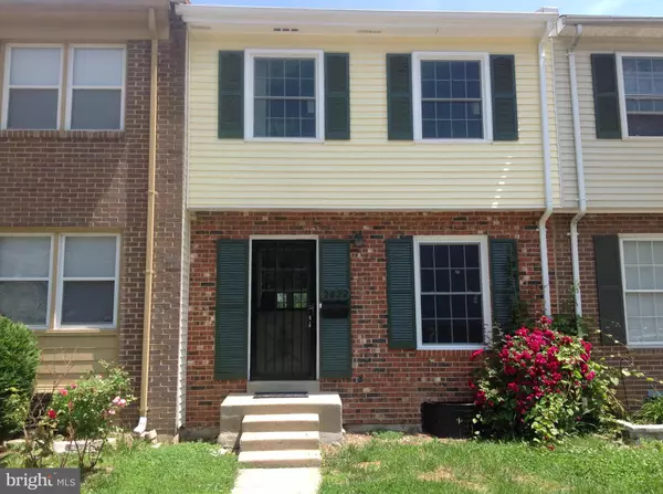 2822 BEECHTREE LN, Woodbridge, VA 22191