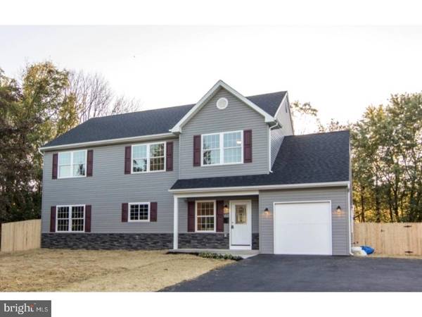 497 HARDMAN LN, Warminster, PA 18974