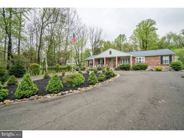 2915 CENTURY LN, Bensalem, PA 19020