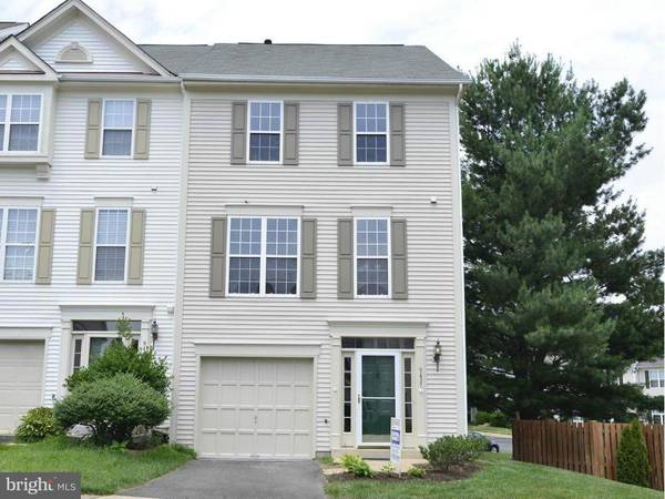 Manassas Park, VA 20111,9425 BLACK HAWK CT