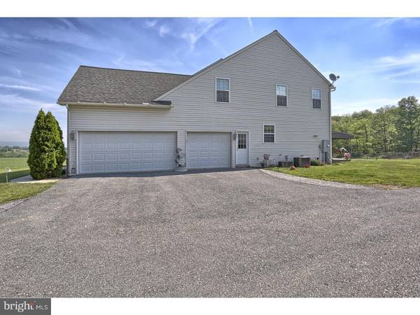 Bernville, PA 19506,203 OAK LN