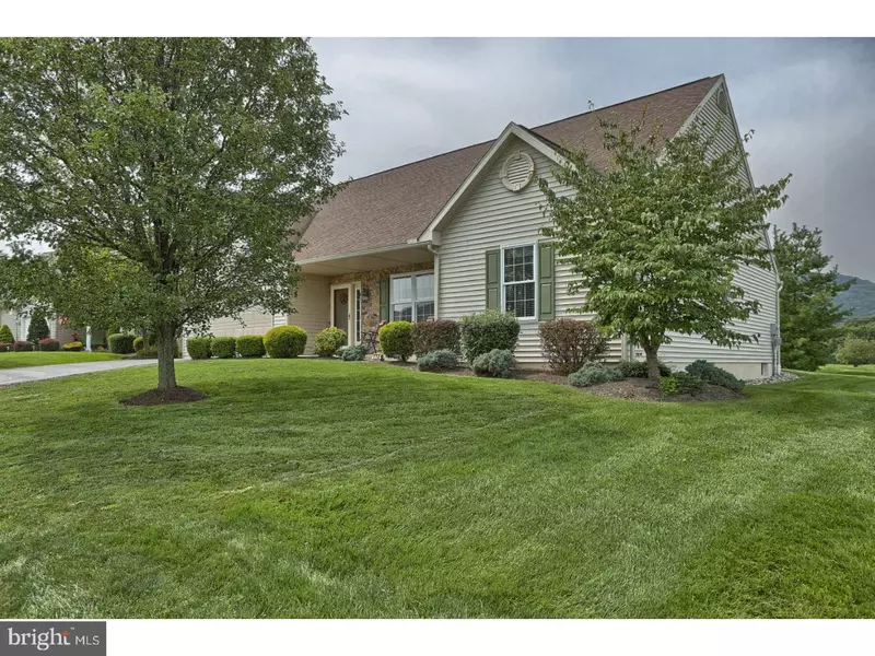 114 DAY LILY DR, Sinking Spring, PA 19608