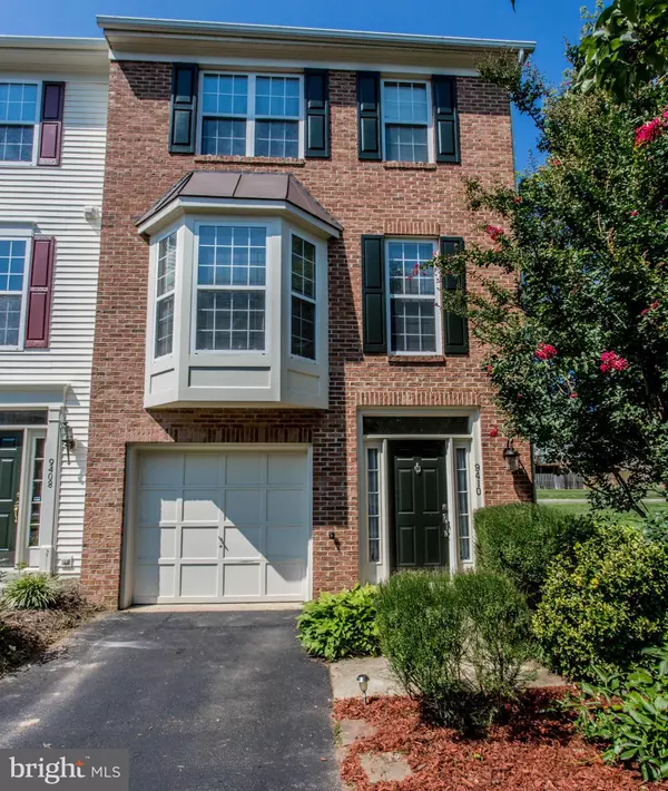9410 BLACK HAWK CT, Manassas Park, VA 20111