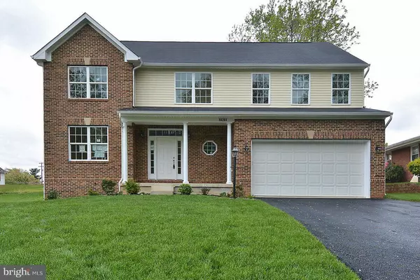 18261 WOODLAND DR, Triangle, VA 22172