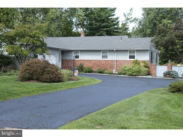 7 BROOKTREE RD, Hightstown, NJ 08520