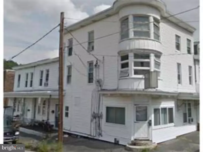 601 E PINE ST, Mahanoy City, PA 17948