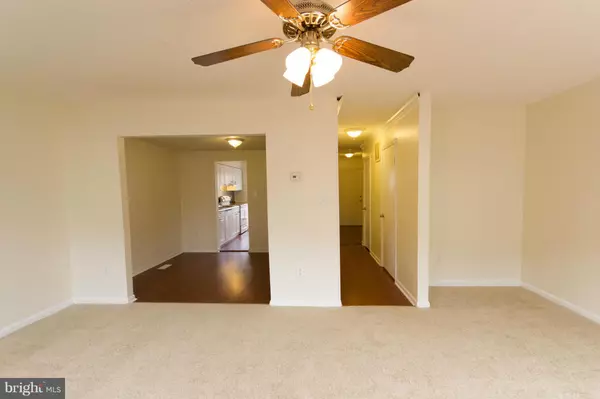 Manassas, VA 20110,9163 LAURELWOOD CT