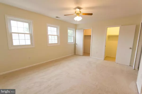 Manassas, VA 20110,9163 LAURELWOOD CT