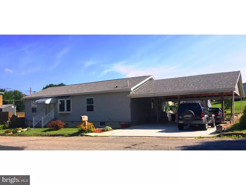 301 6TH ST, Coaldale, PA 18218