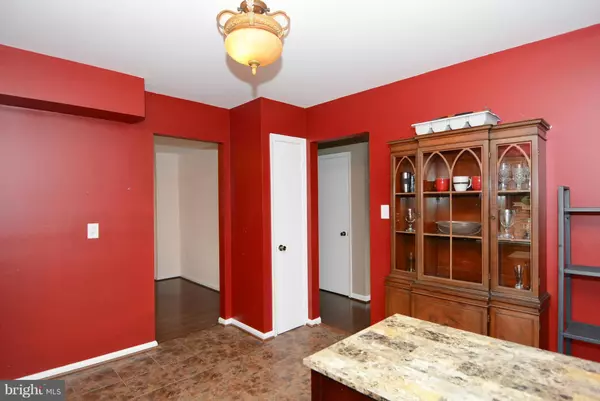 Manassas, VA 20110,8317 IVY GLEN CT