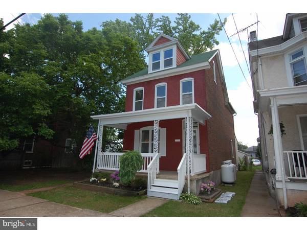 1050 QUEEN ST, Pottstown, PA 19464