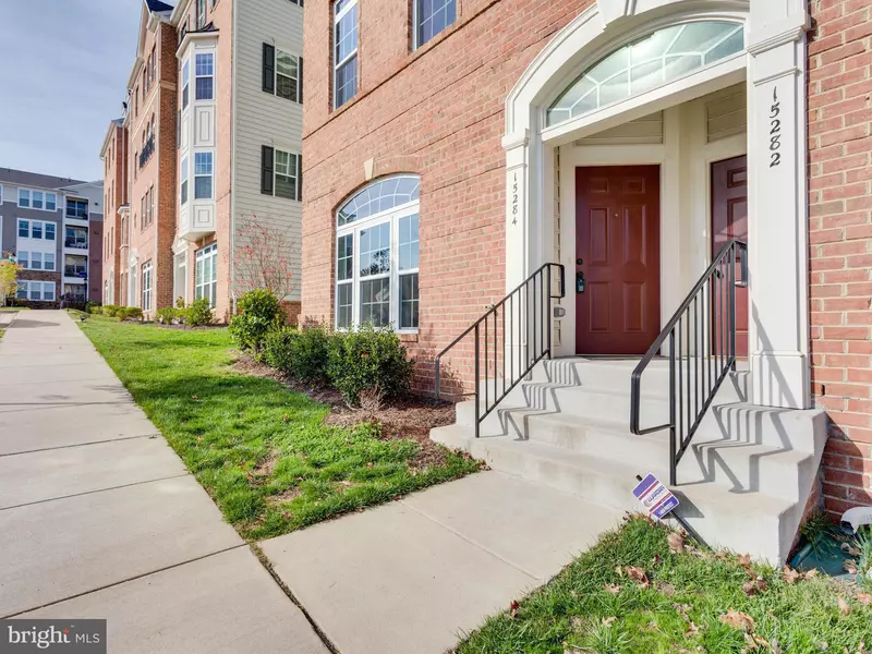 15284 REGENTS PARK DR #34, Woodbridge, VA 22191