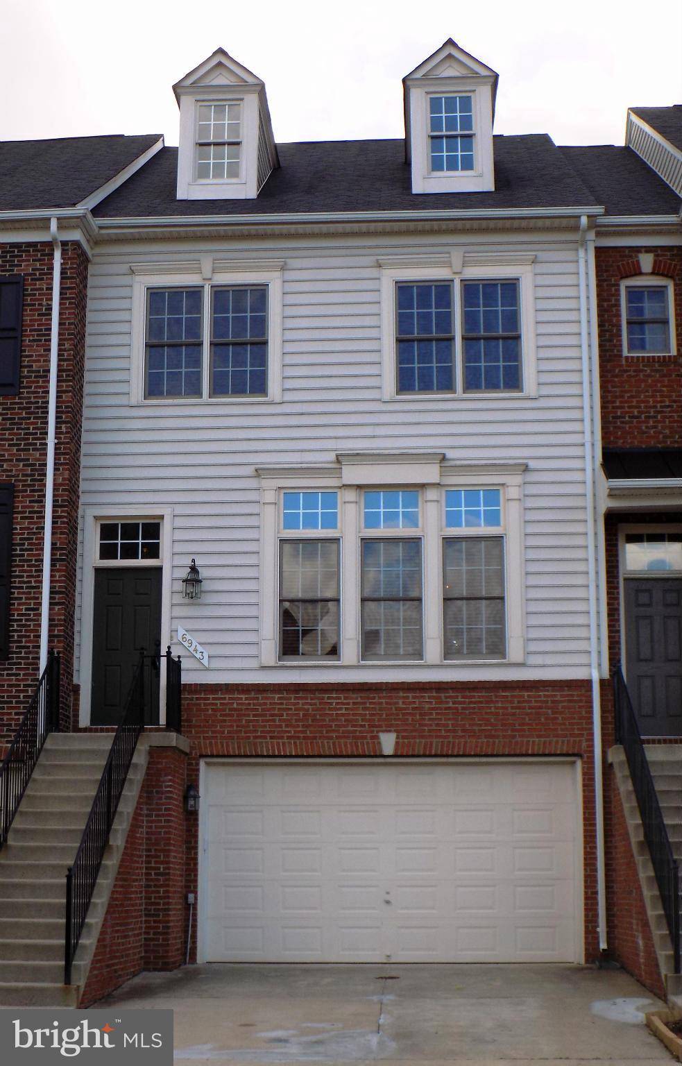 6943 STANWICK SQ, Gainesville, VA 20155