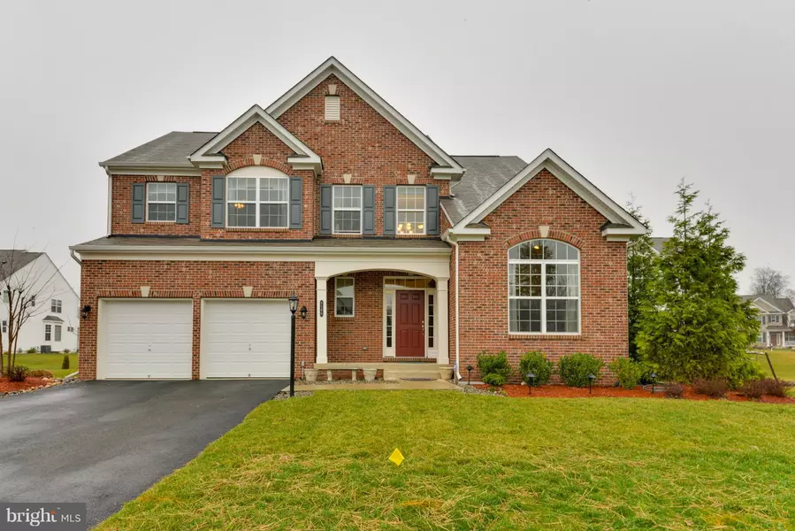 5190 PICKERING LN, Woodbridge, VA 22193