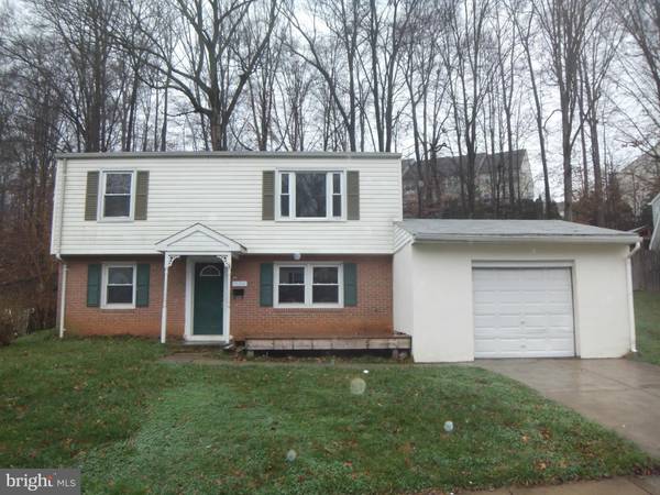 4389 EVANSDALE RD, Woodbridge, VA 22193