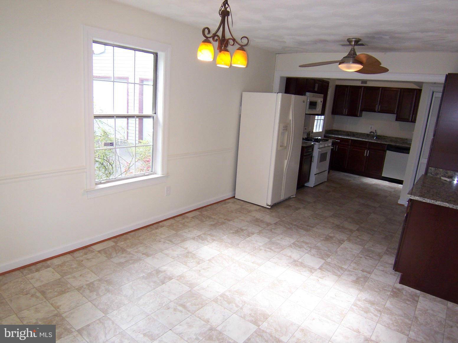 Manassas Park, VA 20111,271 MANASSAS DR