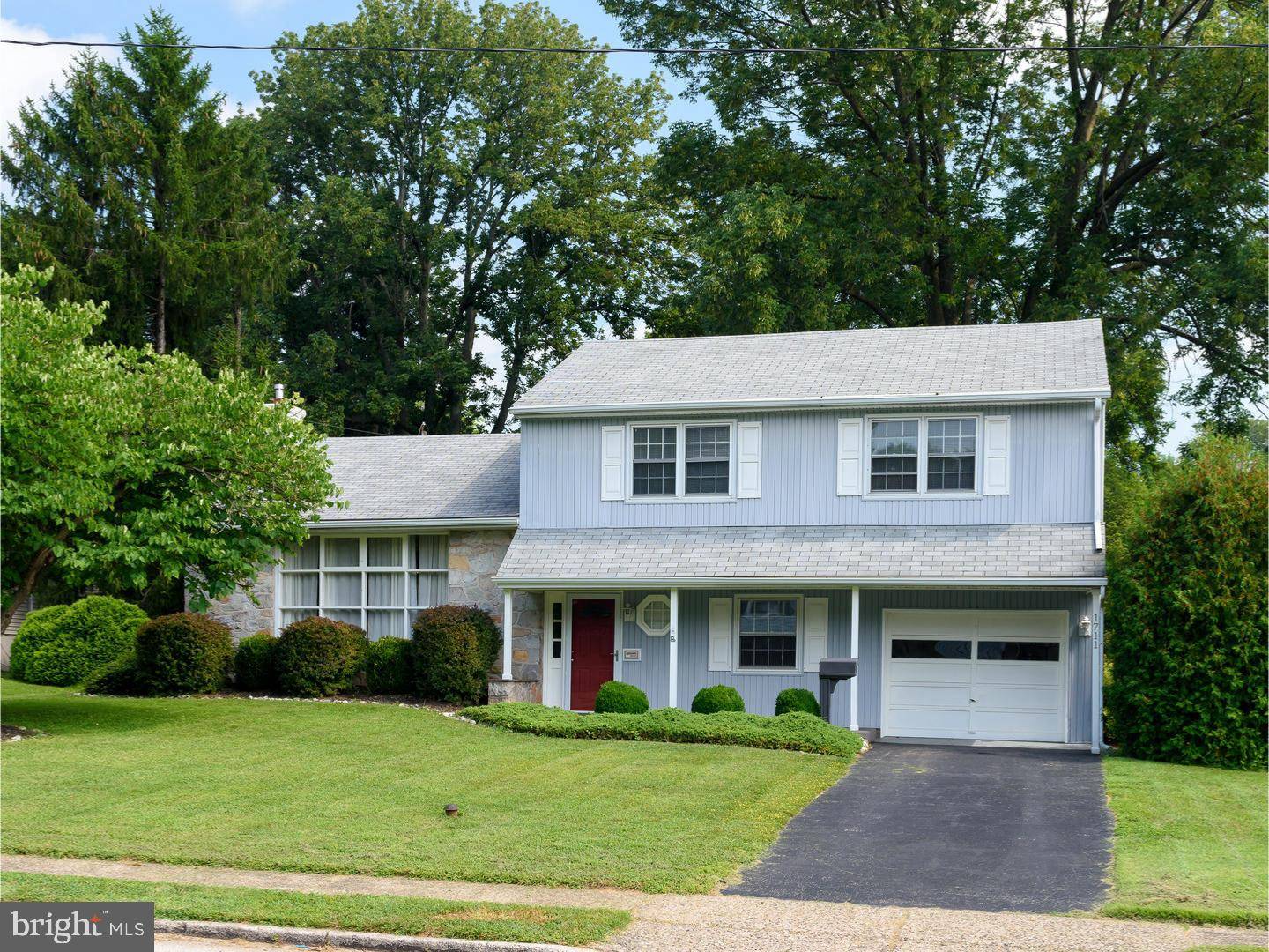 1711 PEACHTREE LN, Norristown, PA 19403