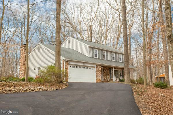 8029 WHITTING DR, Manassas, VA 20112