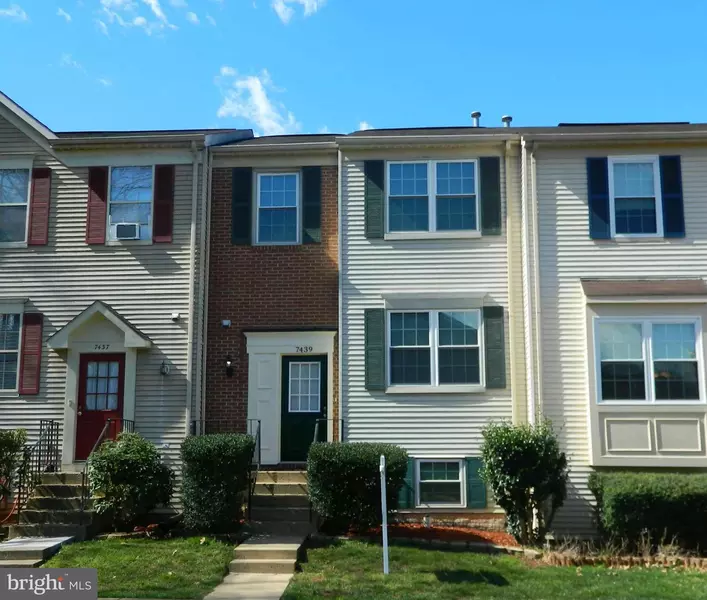 7439 COURTLAND CIR, Manassas, VA 20111