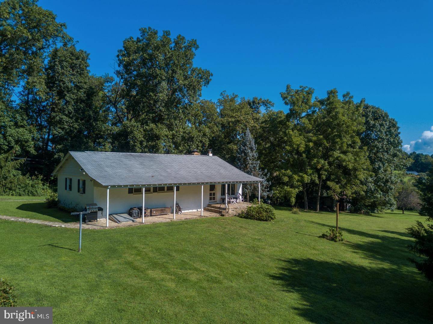 Chester Springs, PA 19425,972 JAINE LN