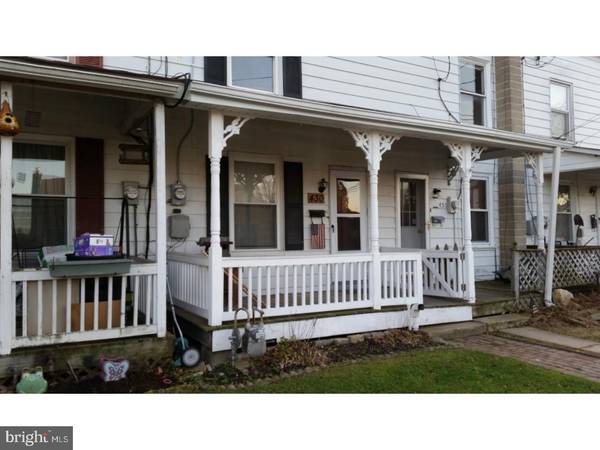 430 4TH AVE, Parkesburg, PA 19365