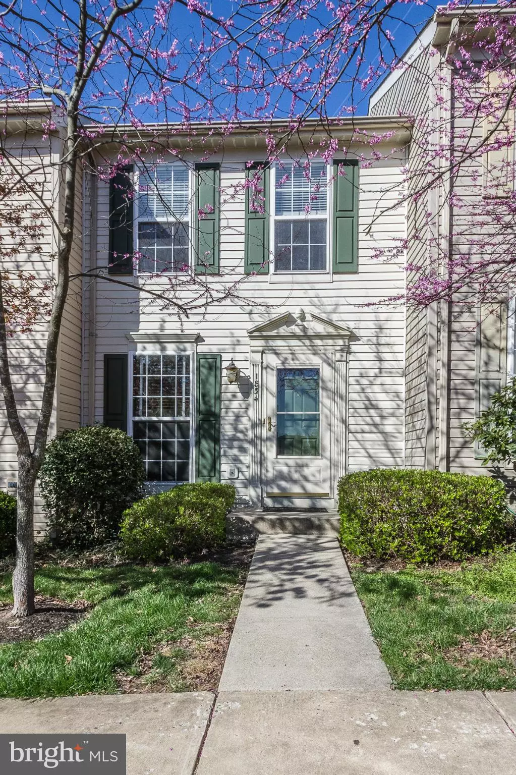 Woodbridge, VA 22192,1834 TIGER LILY CIR #23