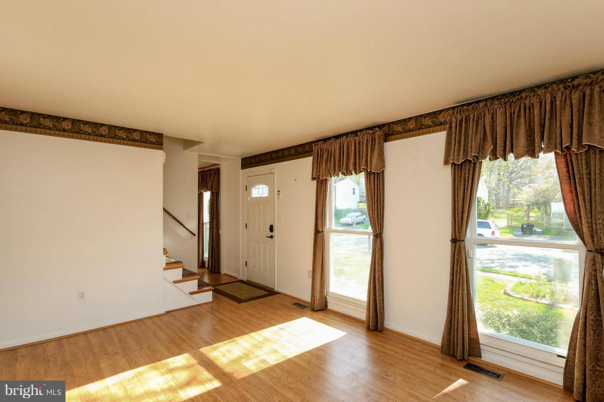 Woodbridge, VA 22193,13712 MAYFAIR CT