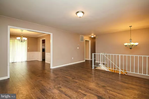 Manassas, VA 20111,11100 RAVINE DR