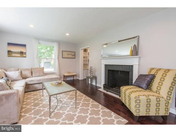 3 LOTHIAN PL, Philadelphia, PA 19128