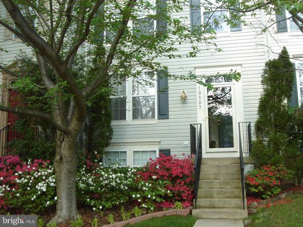 10303 BUTTERNUT CIR, Manassas, VA 20110