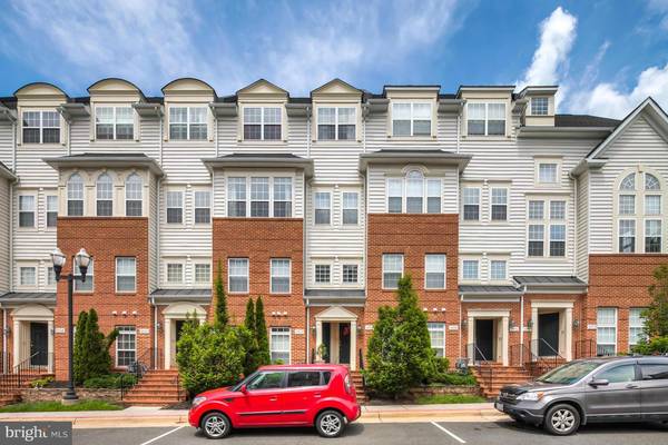 14560 MARLOW ST #102, Gainesville, VA 20155