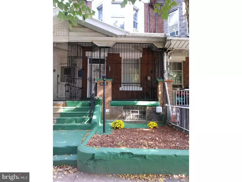 2421 W HAGERT ST, Philadelphia, PA 19132