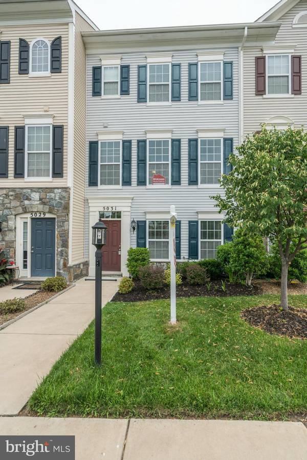 5031 POTOMAC HIGHLANDS CIR #96, Triangle, VA 22172