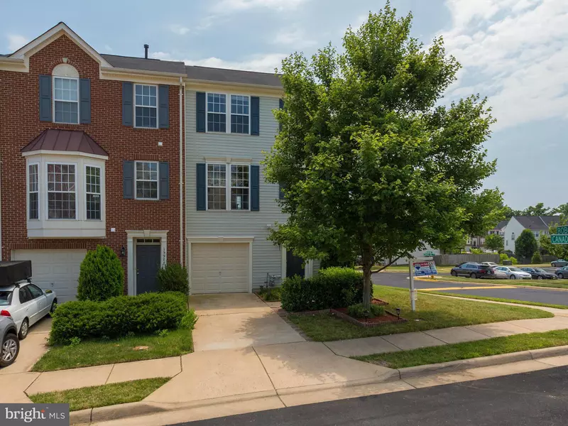 15979 CANADA GOOSE LOOP, Woodbridge, VA 22191