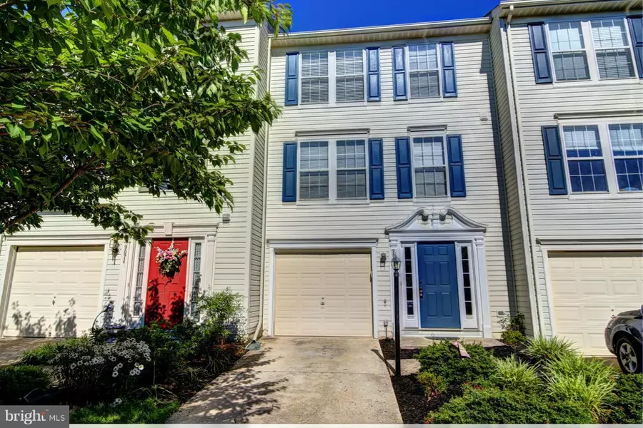 9072 FALCON GLEN CT, Bristow, VA 20136