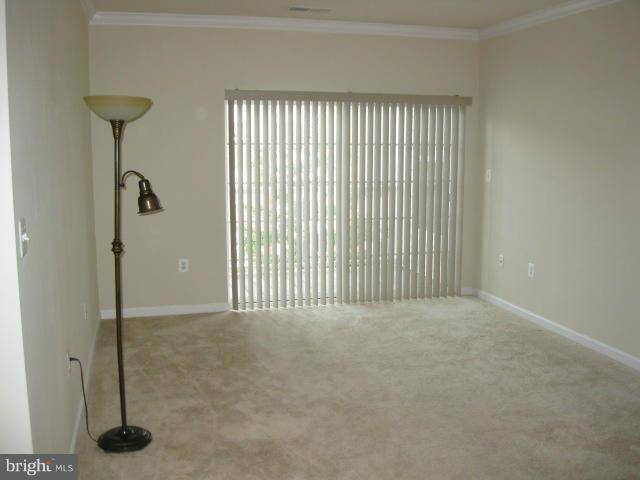Manassas Park, VA 20111,9712 HANDERSON PL #203