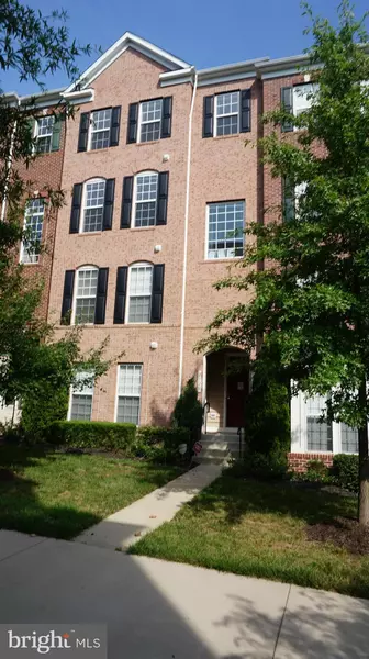 2322 MARGRAF CIR #401, Woodbridge, VA 22191