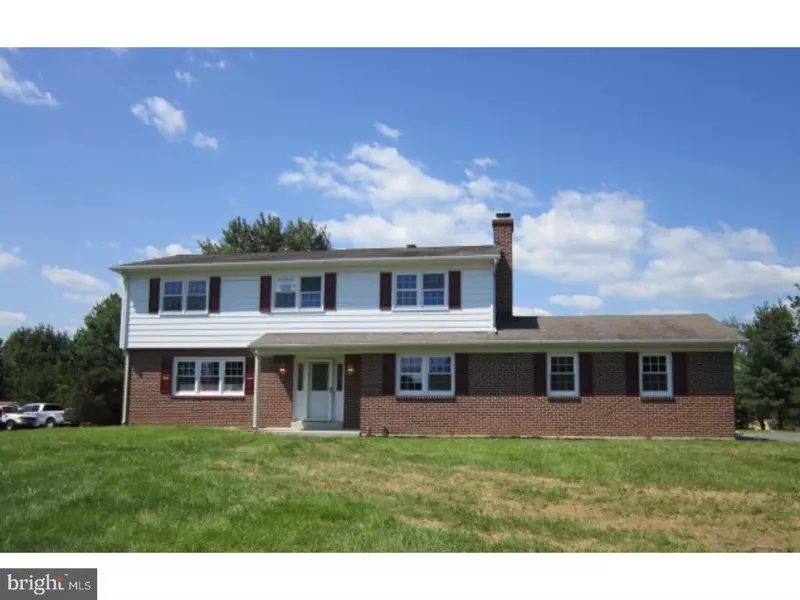 31 STARDUST DR, Newark, DE 19702