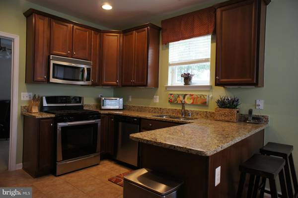 Manassas Park, VA 20111,9712 HANDERSON PL #101