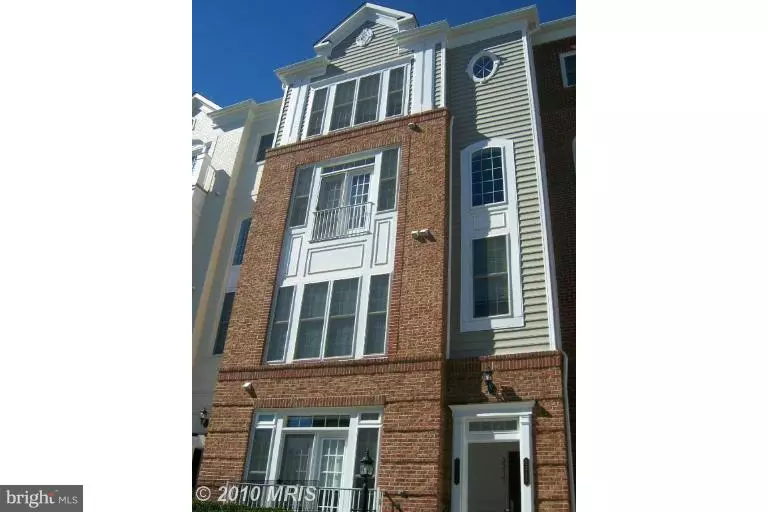 2213 HIGHBOURNE DR #421A, Woodbridge, VA 22191