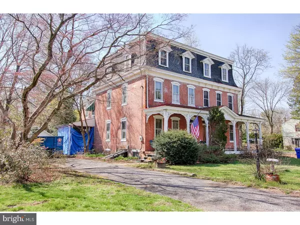 Edgewater Park, NJ 08010,422 SUMMER AVE