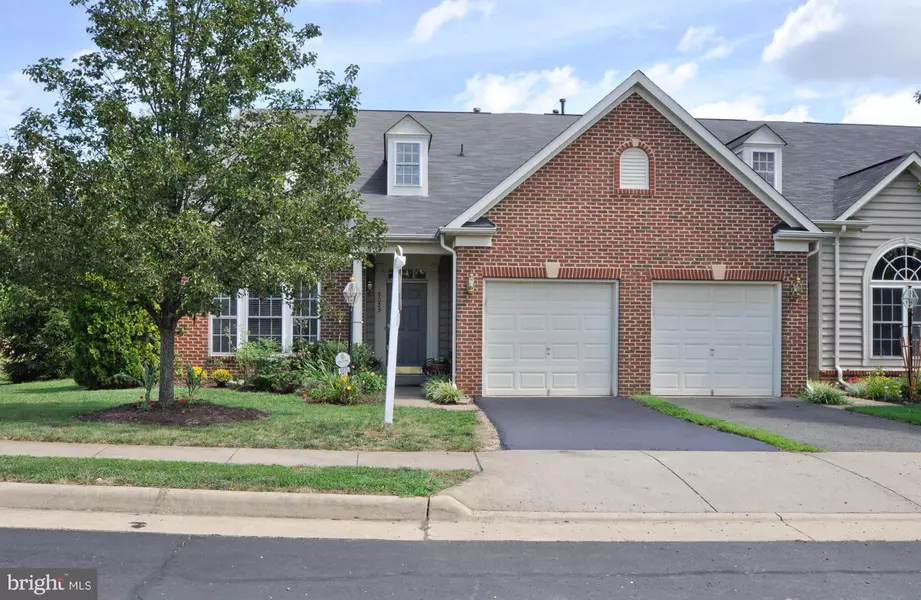 8025 MONTOUR HEIGHTS DR, Gainesville, VA 20155