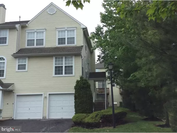 9106 BLUE HERON CT, Palmyra, NJ 08065