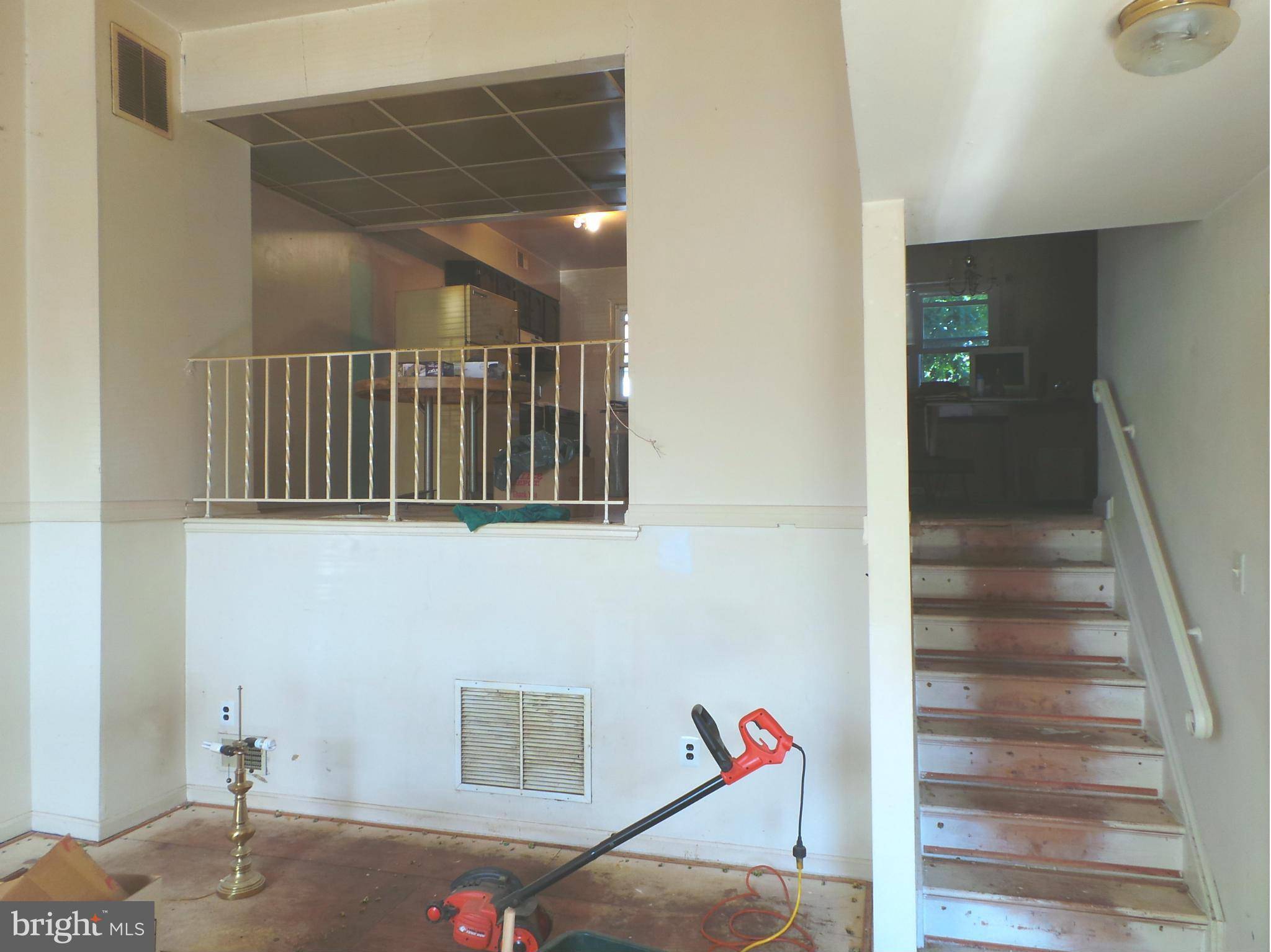 Manassas, VA 20110,8507 BUCKEYE CT