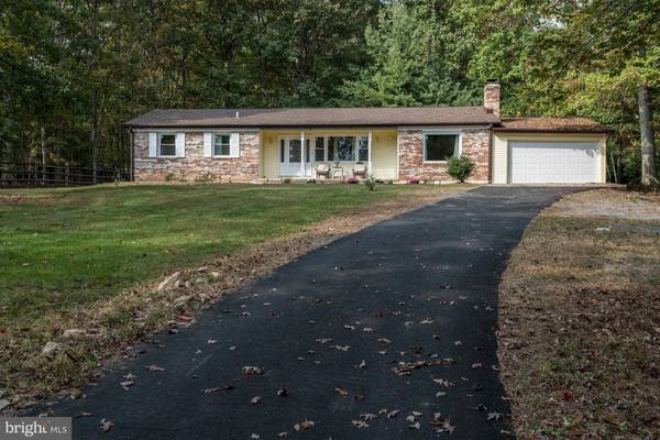 2154 MOUNTAIN RD, Haymarket, VA 20169