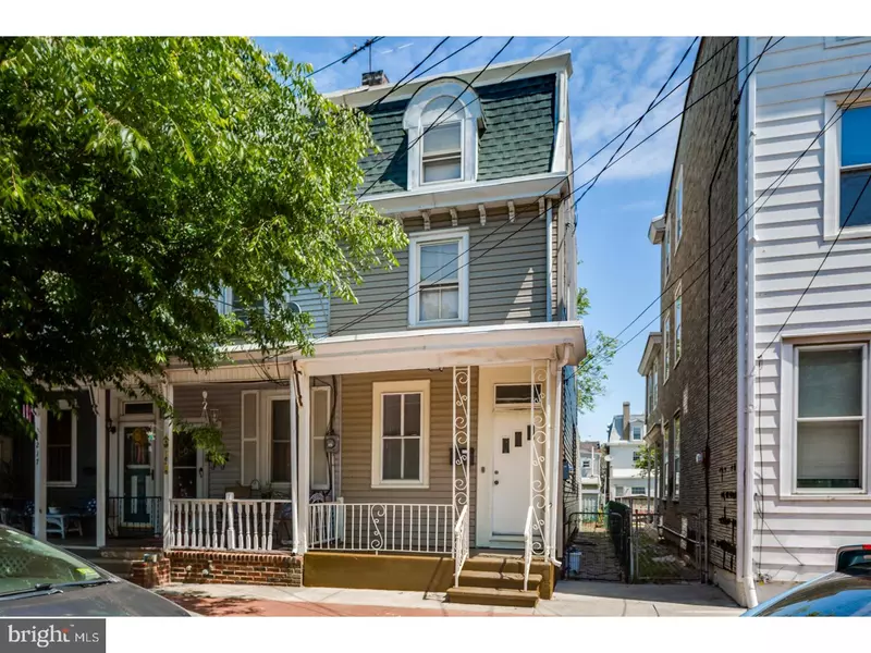 221 MONMOUTH ST, Gloucester City, NJ 08030