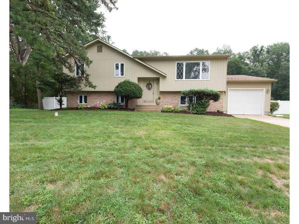 18 COOPER TER, Sicklerville, NJ 08081