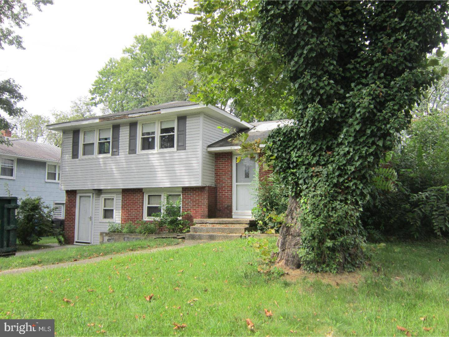 102 N VALLEYBROOK RD, Cherry Hill, NJ 08034