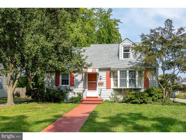 528 DUBOIS AVE, Barrington, NJ 08007